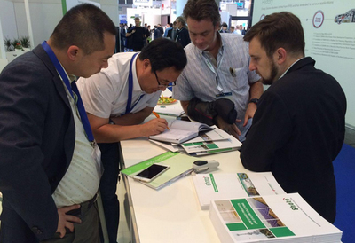 雙登集團(tuán)引領(lǐng)綠色儲能革命，推動(dòng)通信節(jié)能技術(shù)新浪潮